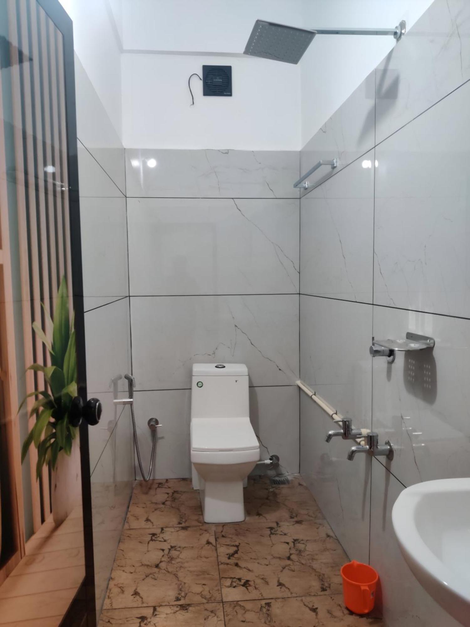 Spacious 2Bhk Near Airport Kochi Esterno foto